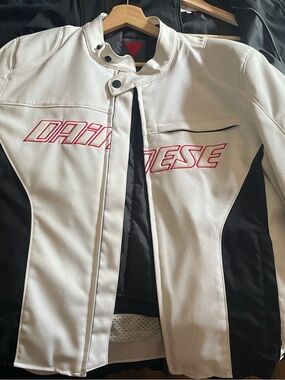Dainese Men’s White & Black Performance Motorcycle Jacket